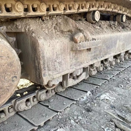 神钢SK260履带式挖掘机