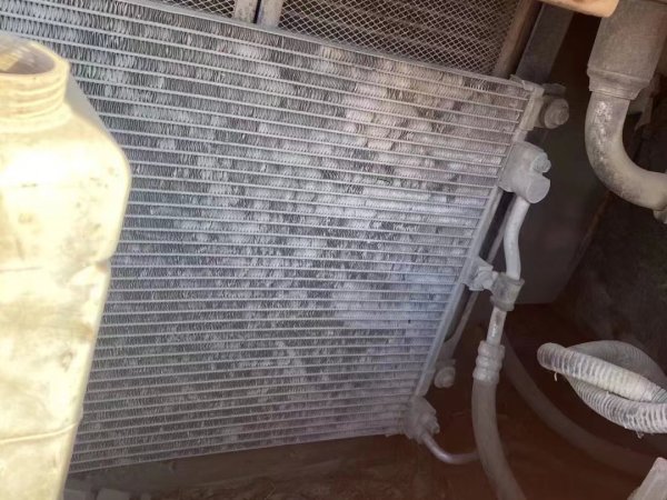 斗山DX80履帶式挖掘機