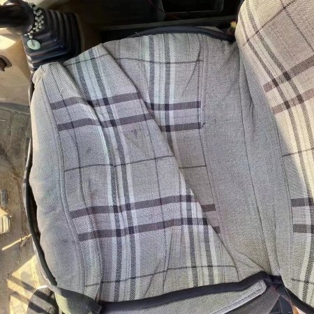 斗山DX80履带式挖掘机