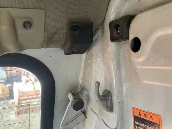 斗山DX80履帶式挖掘機