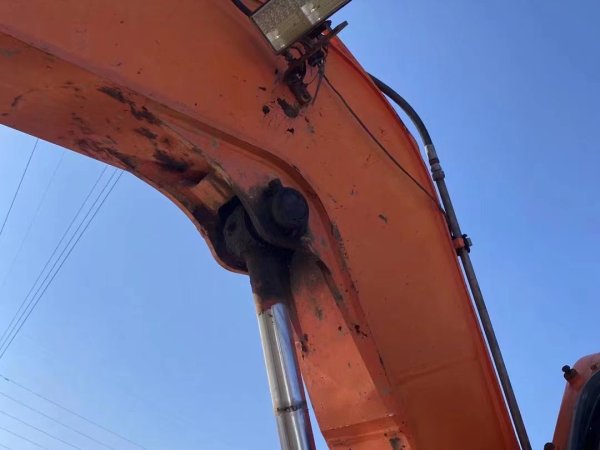 斗山DX80履帶式挖掘機