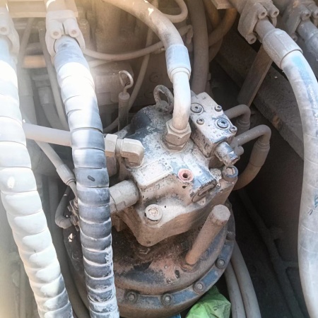 中联重科ZE360E履带式挖掘机