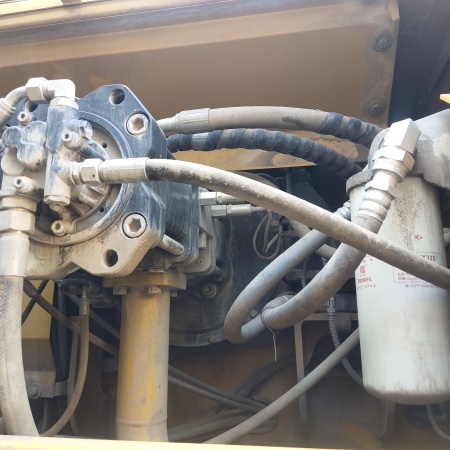 中联重科ZE360E履带式挖掘机