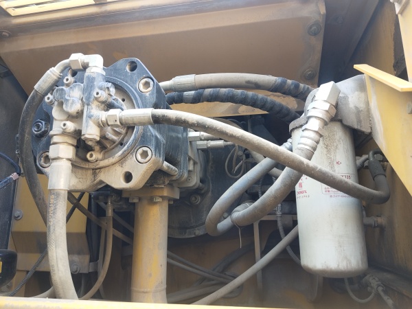 中聯(lián)重科ZE360E履帶式挖掘機(jī)