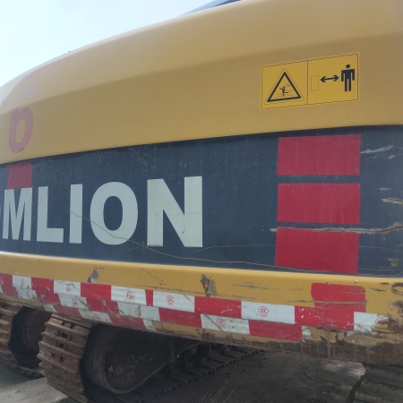 中联重科ZE360E履带式挖掘机