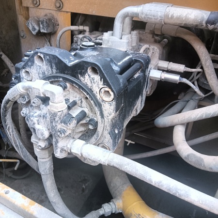 中联重科ZE360E履带式挖掘机