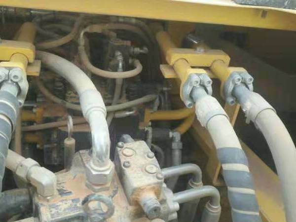 中聯(lián)重科ZE360E履帶式挖掘機