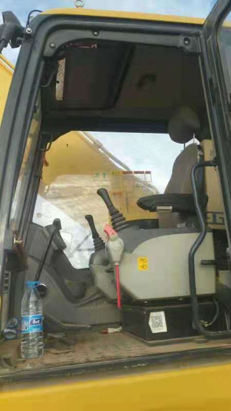 中聯(lián)重科ZE360E履帶式挖掘機