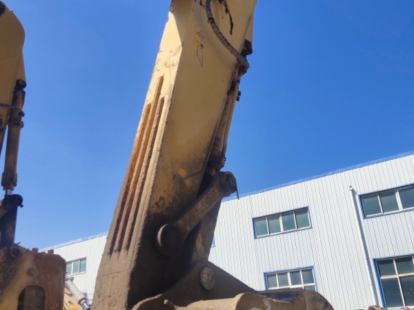 中聯(lián)重科ZE360E履帶式挖掘機