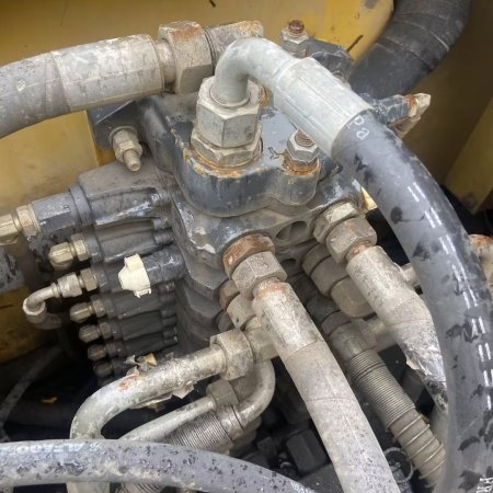 中联重科ZE80E-1履带式挖掘机