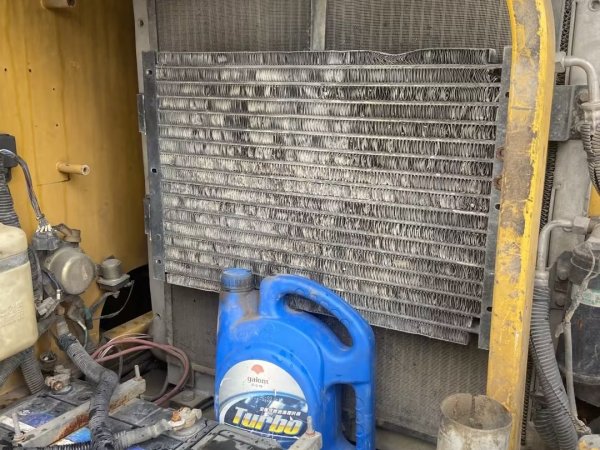 中聯(lián)重科ZE80E-1履帶式挖掘機(jī)