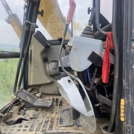 中联重科ZE80E-1履带式挖掘机