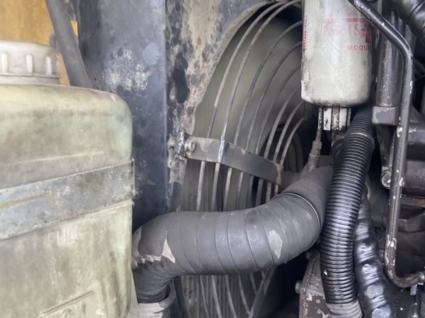 中聯(lián)重科ZE80E-1履帶式挖掘機(jī)