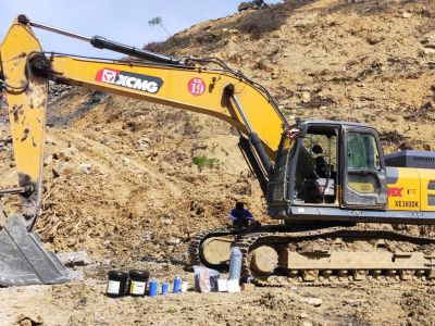 徐工XE335DK履帶式挖掘機