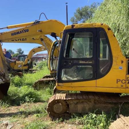 小松PC60履带式挖掘机