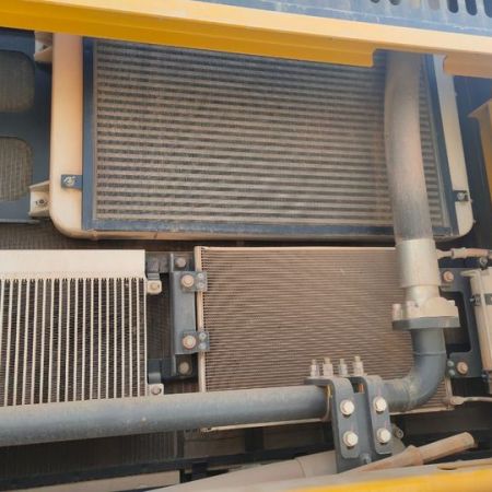 徐工XE550DK履带式挖掘机