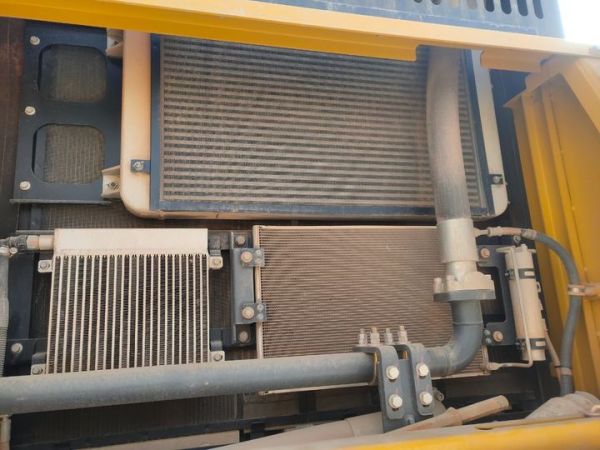 徐工XE550DK履帶式挖掘機