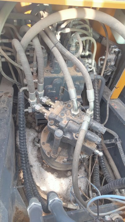 徐工XE155D履帶式挖掘機(jī)