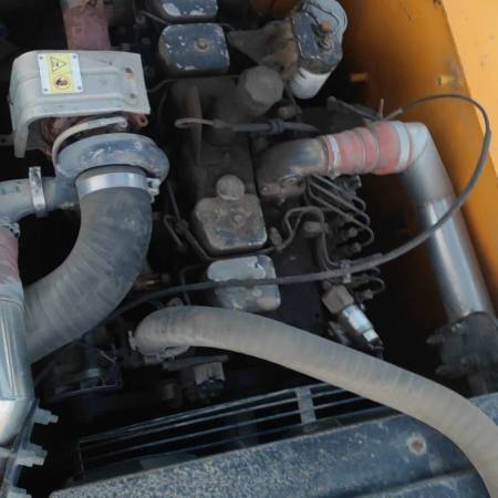 现代R225-7履带式挖掘机