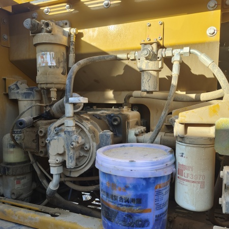 徐工XE245DK履带式挖掘机