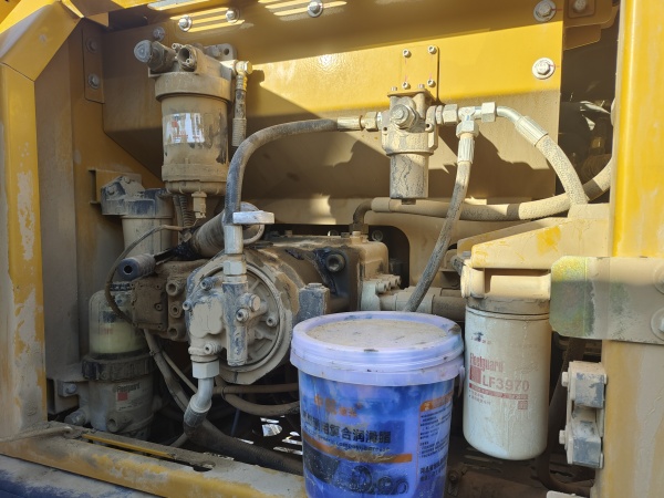 徐工XE245DK履帶式挖掘機(jī)