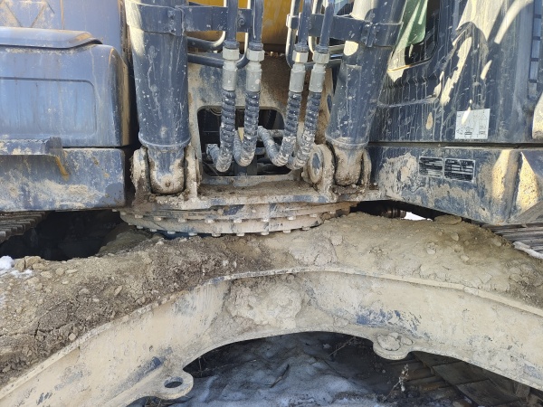 徐工XE245DK履帶式挖掘機(jī)