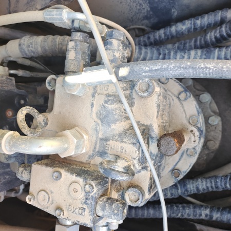 徐工XE245DK履带式挖掘机