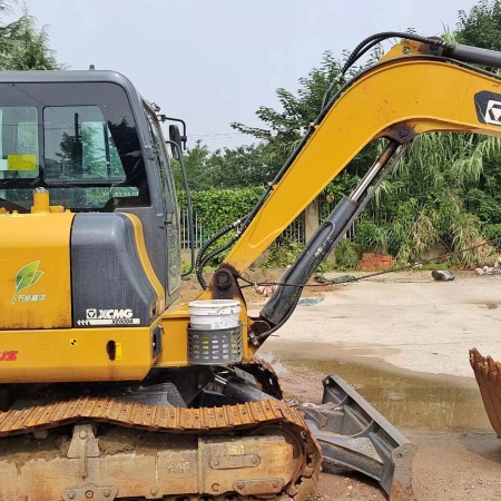 徐工XE60DA履带式挖掘机