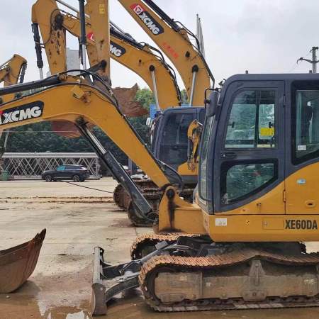 徐工XE60DA履带式挖掘机