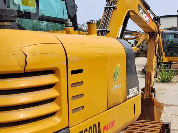 徐工XE60DA履帶式挖掘機