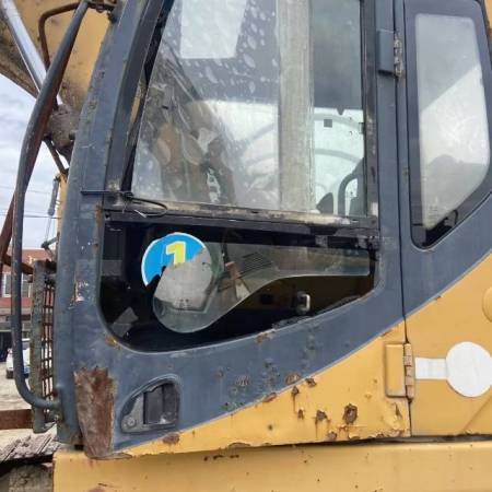 柳工CLG923履带式挖掘机