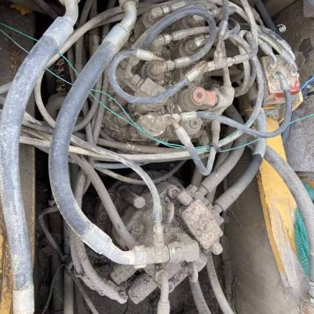 柳工CLG923履带式挖掘机