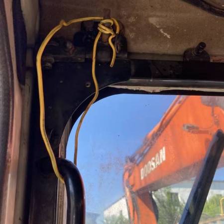 斗山DH220-7履带式挖掘机