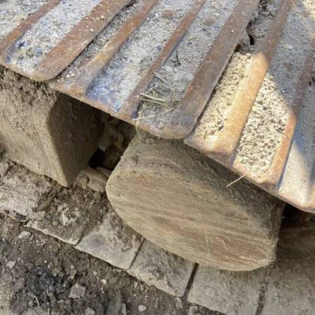 斗山DH220-7履带式挖掘机