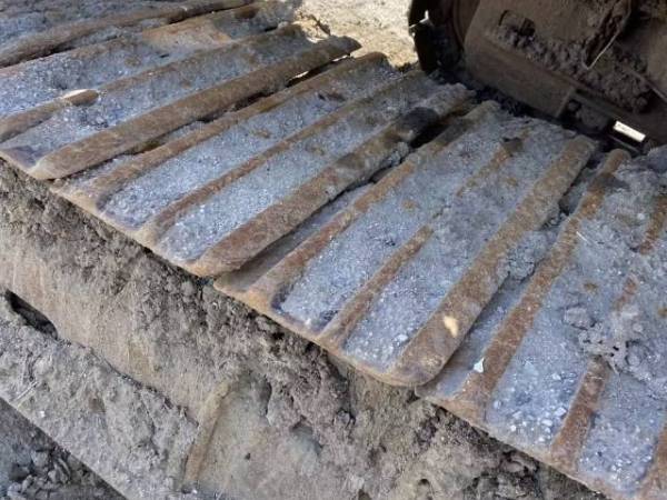 斗山DH220-7履帶式挖掘機(jī)