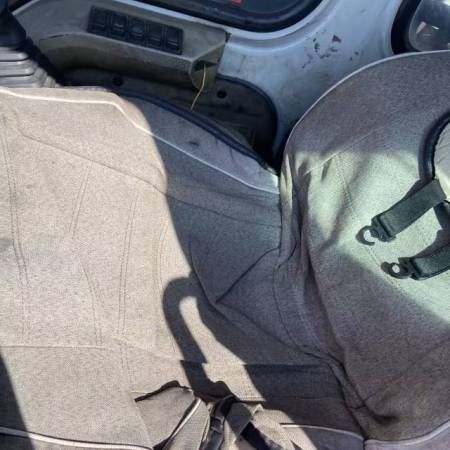 斗山DH220-7履带式挖掘机