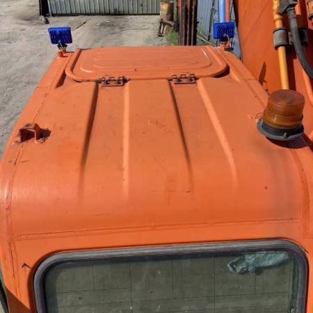 斗山DH220-7履带式挖掘机