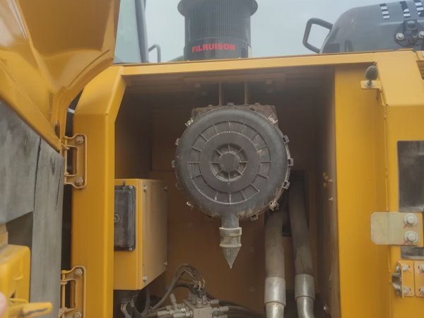 徐工XE205DA履帶式挖掘機