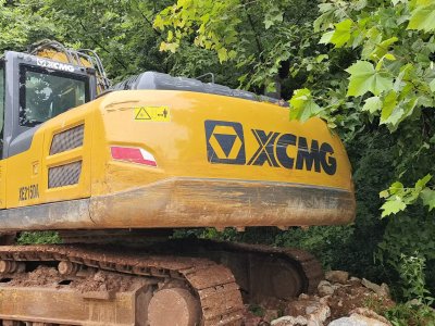 徐工XE215DA履帶式挖掘機