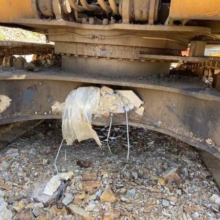 现代R450LC-5履带式挖掘机