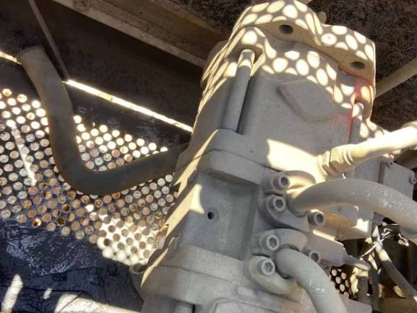 現(xiàn)代R450LC-5履帶式挖掘機(jī)