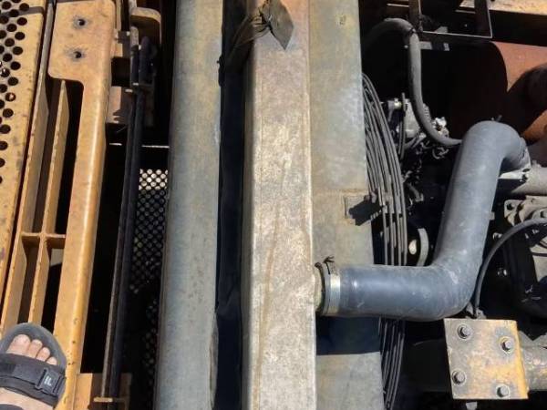 現(xiàn)代R450LC-5履帶式挖掘機(jī)