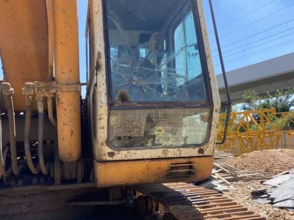 現(xiàn)代R450LC-5履帶式挖掘機(jī)