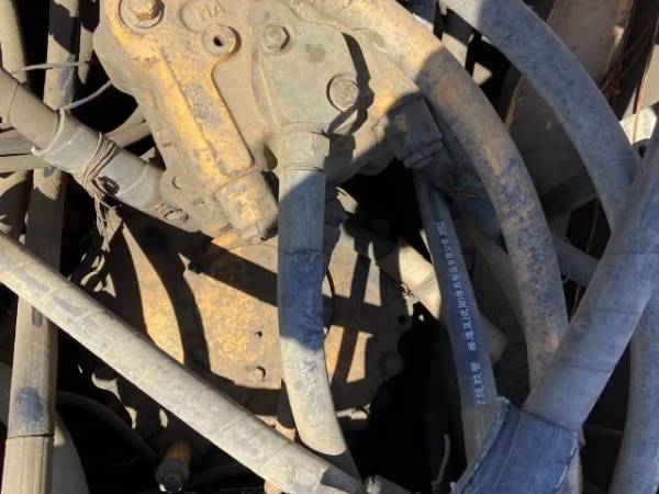 現(xiàn)代R450LC-5履帶式挖掘機(jī)