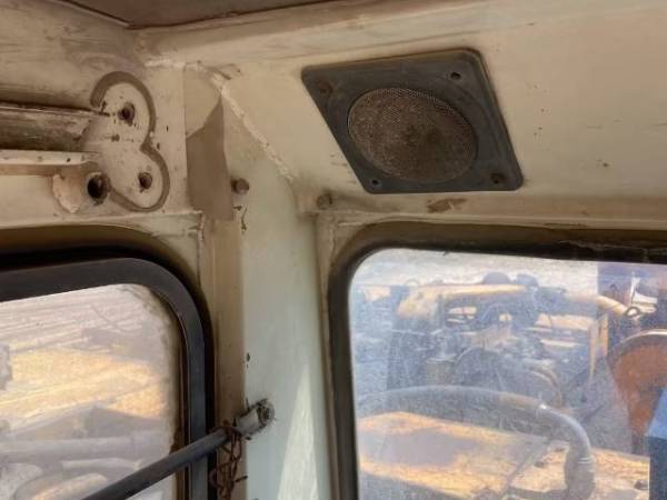 現(xiàn)代R450LC-5履帶式挖掘機(jī)