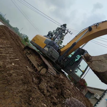 徐工XE215DA履带式挖掘机