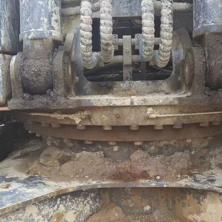 徐工XE270DK履带式挖掘机