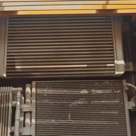 徐工XE270DK履带式挖掘机