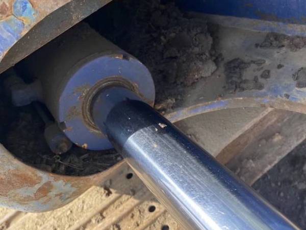 石川島IHI80NS履帶式挖掘機(jī)