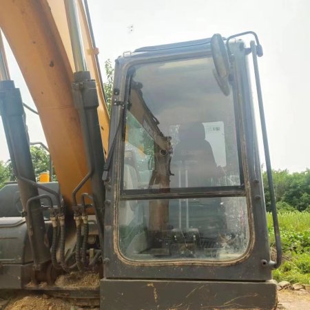 徐工XE215DA履带式挖掘机